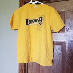 Iowa Hawkeye tshirts Kids Size XL